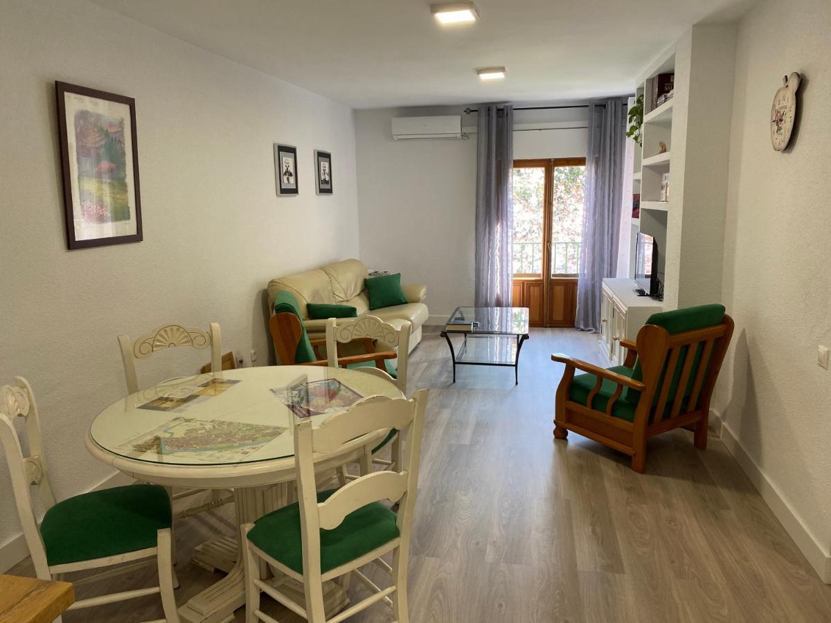 Dacosta Apartment